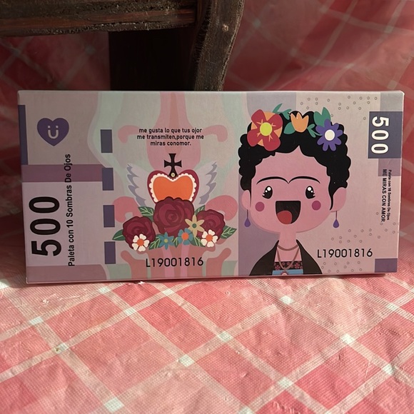 🎈SALE🎈🎀#6.MAKEUP BUNDLE🎀 - Picture 7 of 14